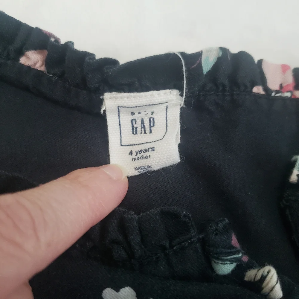 GAP navy floral